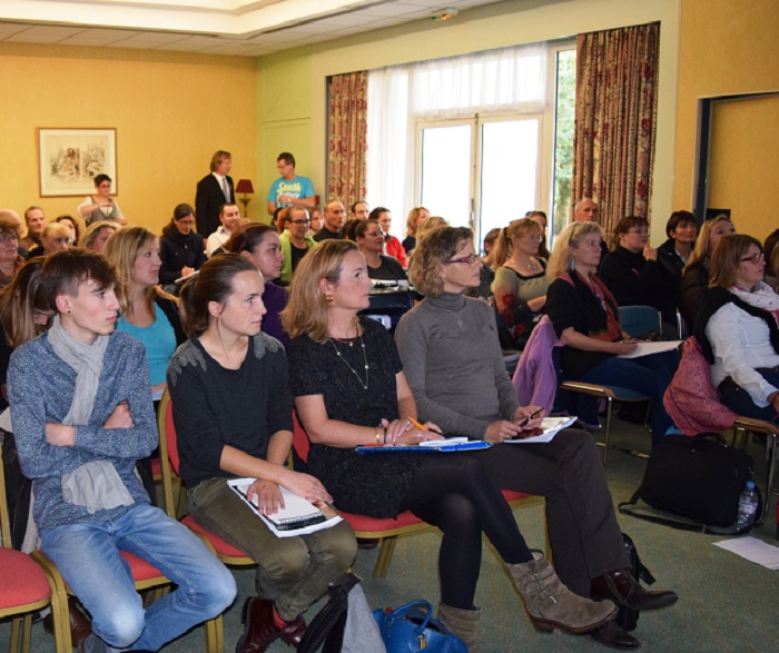 ClassRoom  The Roots of Agression in Parrot