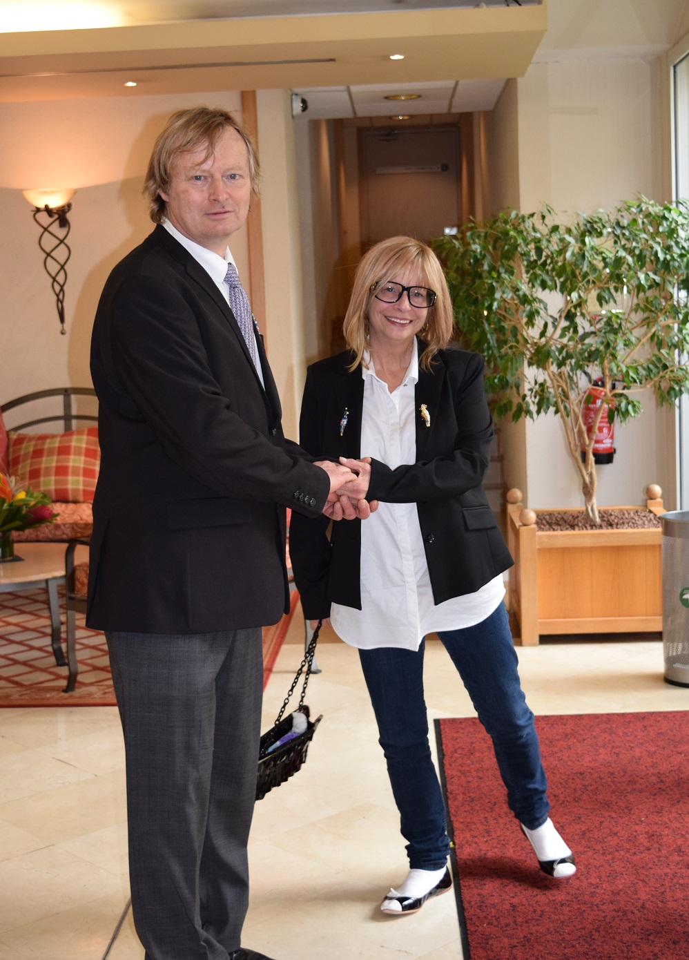 Breakfast The Roots of Agression in Parrot