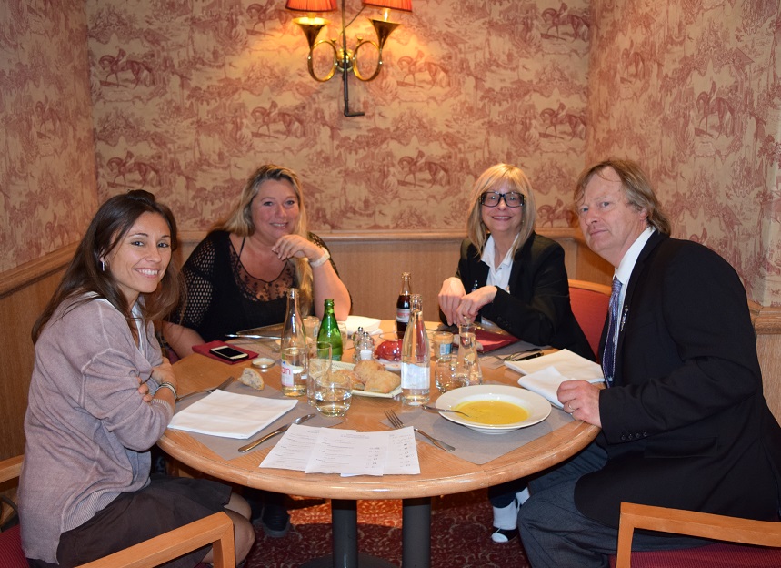 Breakfast The Roots of Agression in Parrot