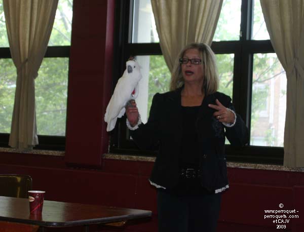 Johanne Vaillancourt at AQAP 2009 June: in conference with Chichou.