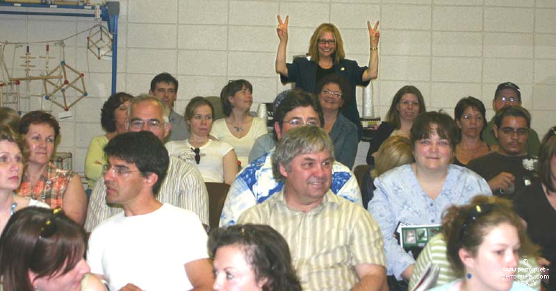 Johanne Vaillancourt at AQAP 2007 June: Johanne cool.