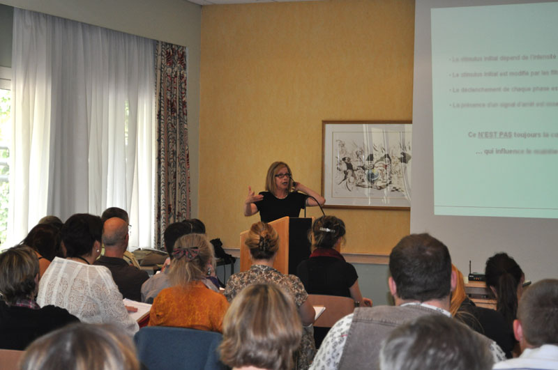 Johanne Vaillancourt at Fontainebleau in 2011 to speak on parrots.