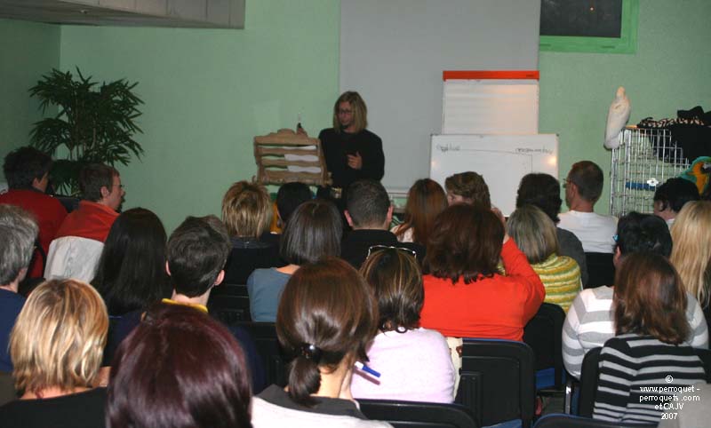 Johanne Vaillancourt and students at Nice Seminar on Pet Parrot in 2007.